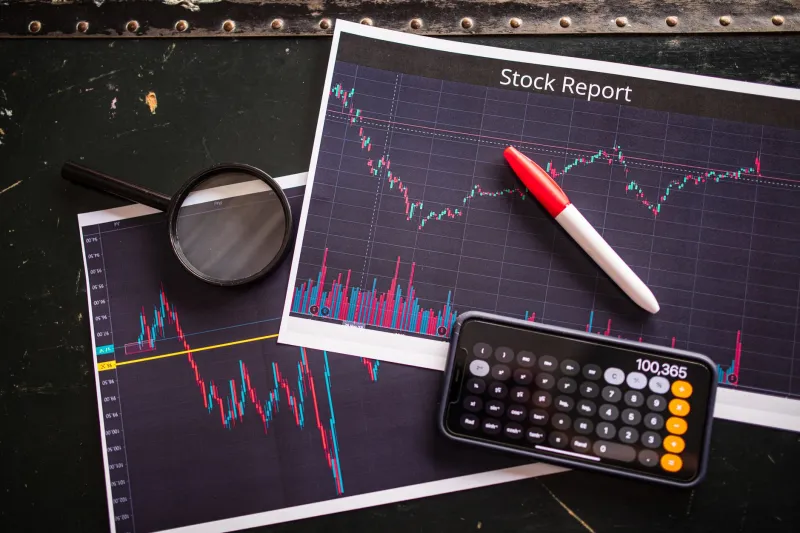 Beyond the Oracle: A Critical Look at Buffett's Longest-Held Stocks and Whether They Still Earn Their Spot in Your Portfolio